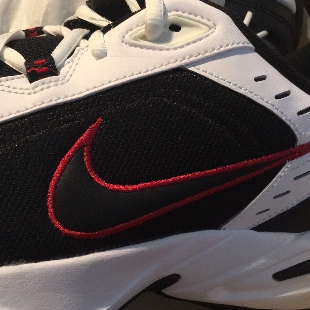 Nike Air Monarch IV